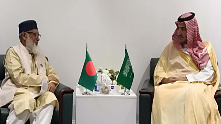 হজযাত্রীর কোটা বৃদ্ধি না-করার জন্য সৌদি সরকারের প্রতি ধর্ম উপদেষ্টার অনুরোধ
